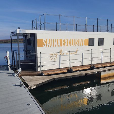 Schwimmendes Ferienhaus Sky Elsterheide المظهر الخارجي الصورة