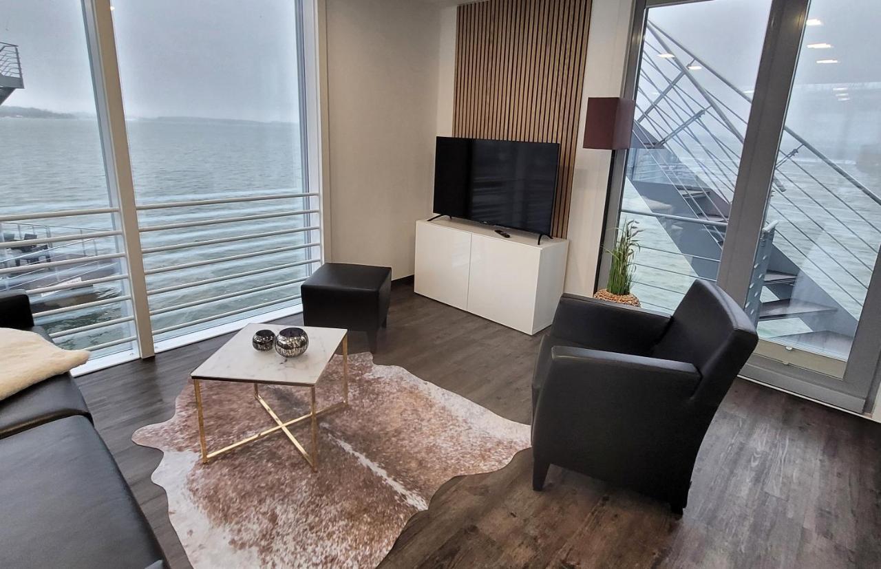 Schwimmendes Ferienhaus Sky Elsterheide المظهر الخارجي الصورة